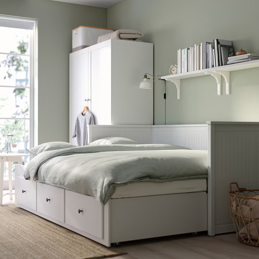 melk te ontvangen Megalopolis All about the Hemnes Day Bed — Brown Box