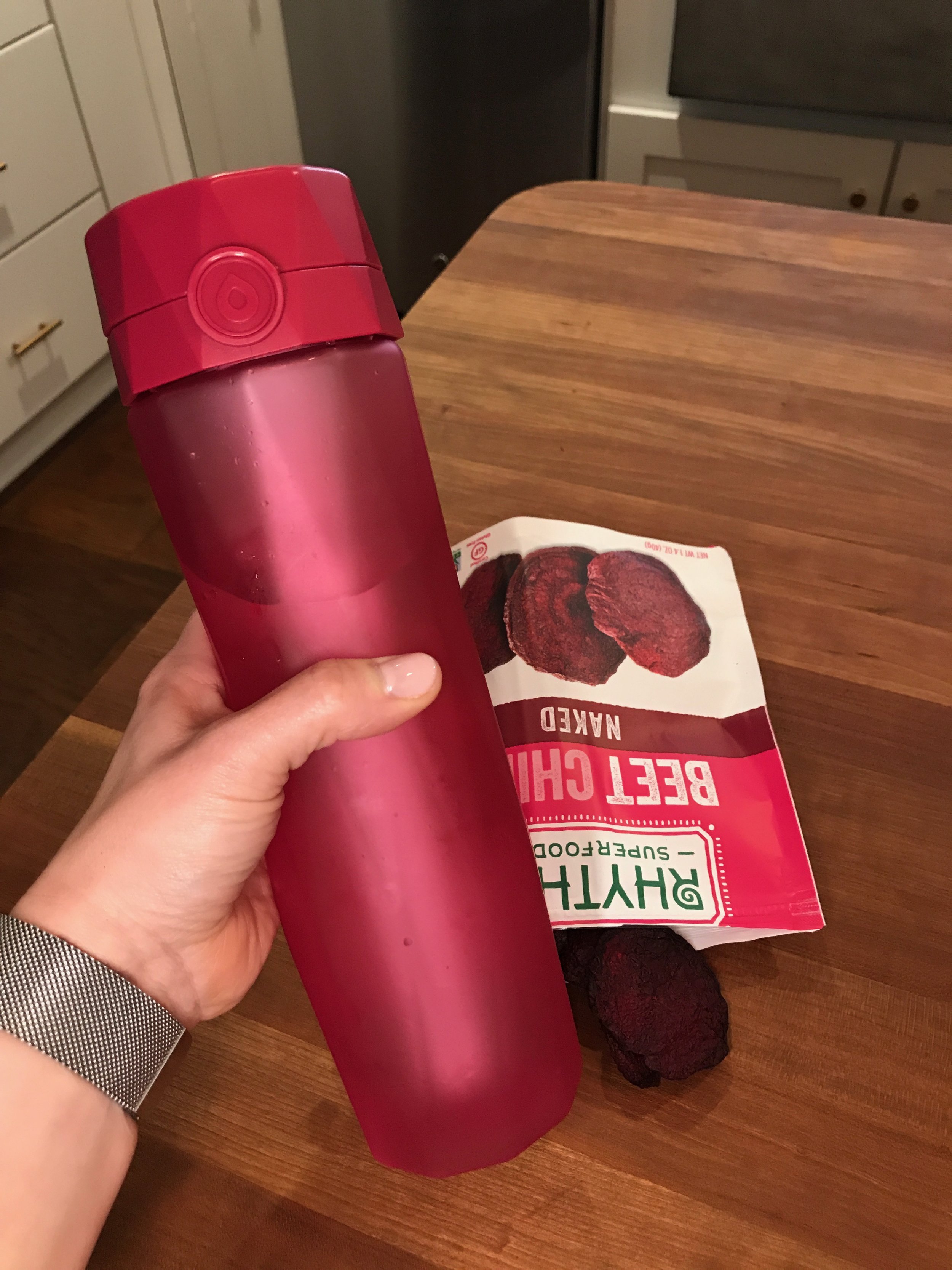 hidrate spark water bottle in pink