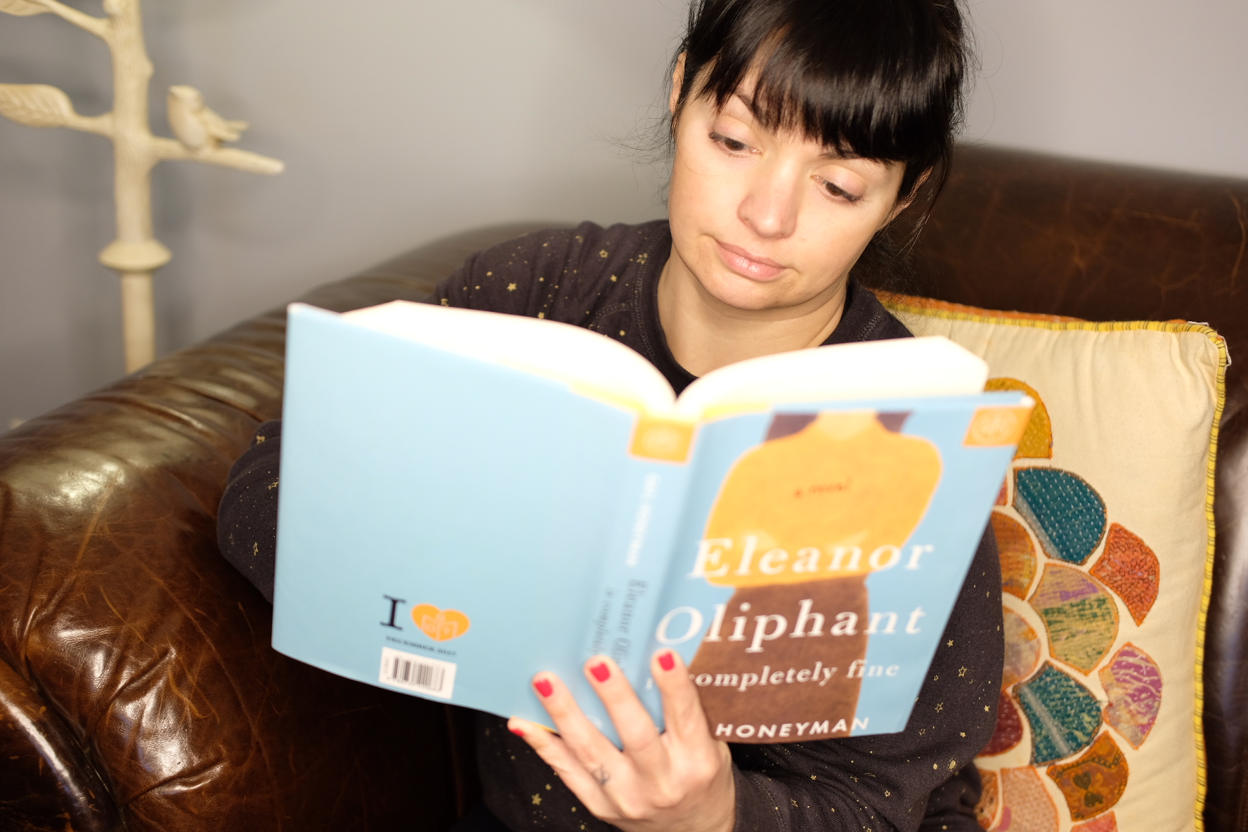 emily reading eleanor oliphant