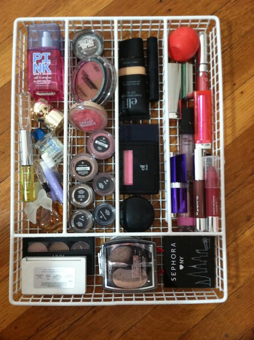 organize makeup