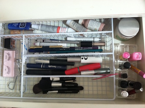 how to organize makeup
