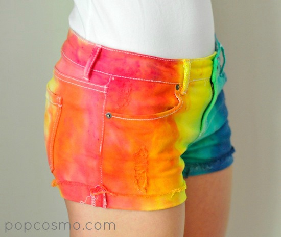 how to make tie-dye shorts