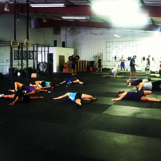 A productive 5:15 crew. #crossfit #scorpions #StretchingWithChels