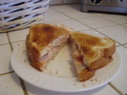 Marta's Elena Ruz sandwich
