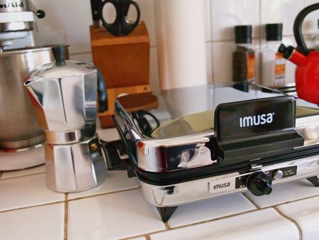 IMUSA Espresso Maker and Cups - A Winner! - My Big Fat Cuban Family