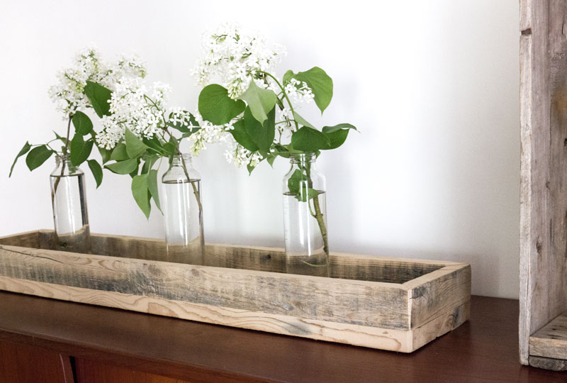 DIY wood tray for centrepiece vignette