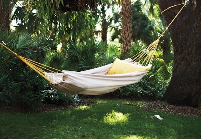 DIY drop cloth hammock with instructions - click image