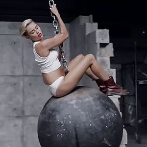 Construction-Workers-React-to-Miley-Cyrus-Wrecking-Ball-Video.jpg