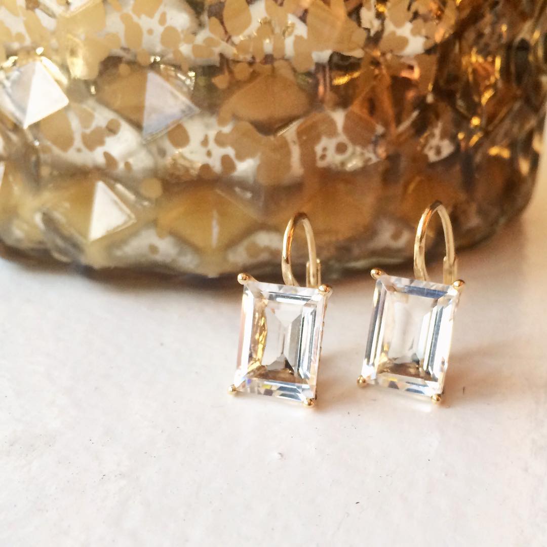 <a href="http://instagram.com/janetaylorjewelry">@janetaylorjewelry</a>