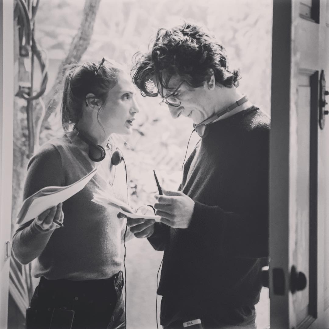 <a href="http://instagram.com/lesleyarfin">@lesleyarfin</a> <a href="http://instagram.com/paulrust">@paulrust</a>