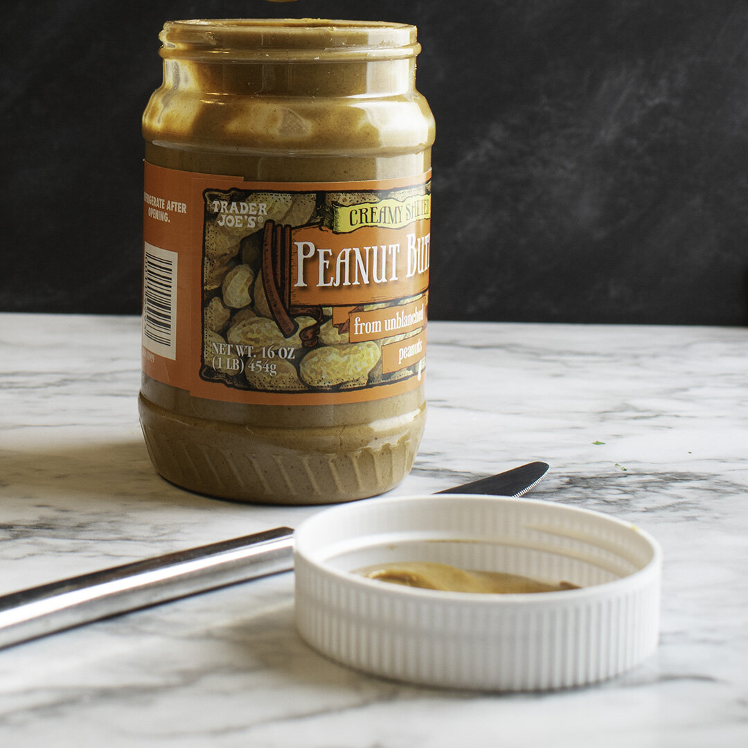 Measuring Shortening and Peanut Butter - The Happy Housewife