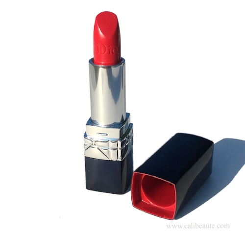  Rouge Dior lipstick shade 999 and the matching interior cap.