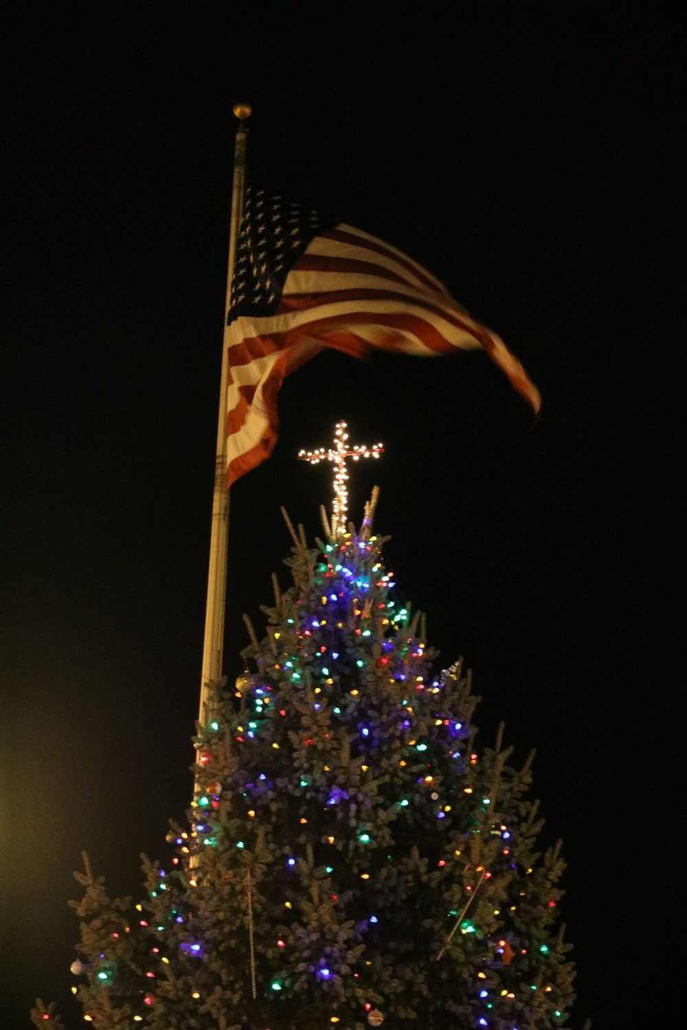 Photo/Knightstown CHRISTmas Tree