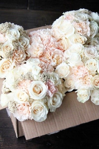 Gold and blush bouquets