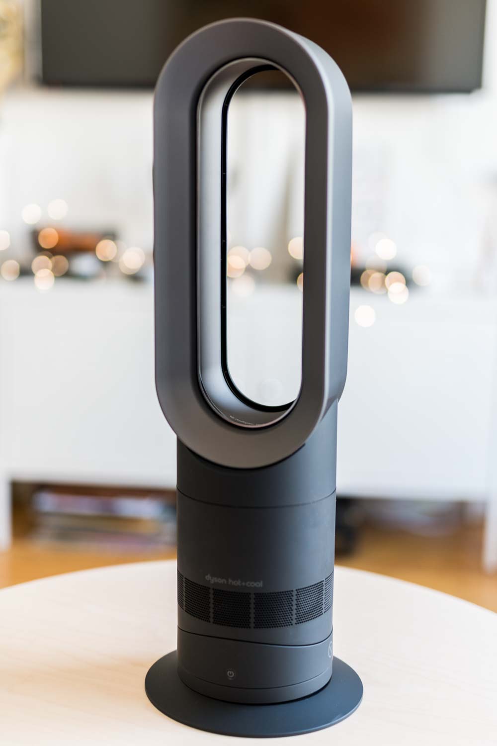 Feeling a little cold? Try this Dyson hot + cool fan and you won’t be disappointed - HOME GIFT IDEAS - THE ULTIMATE GIFT LIST FOR MODERN MEN