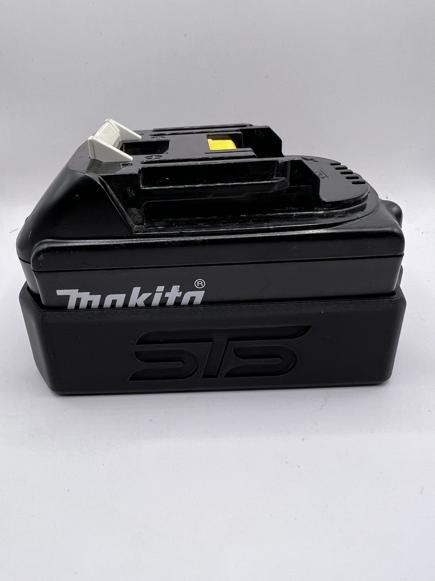 Makita 3ah/5ah Magnetic Battery Attachment — STS Auto Design