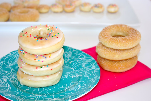 baked-doughnuts-donuts