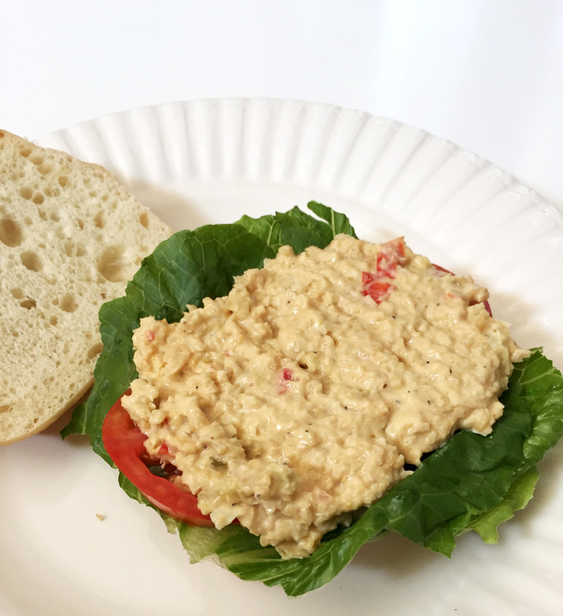 vegan-vegetarian-tuna-salad-sandwich-chickpea-recipe (3)