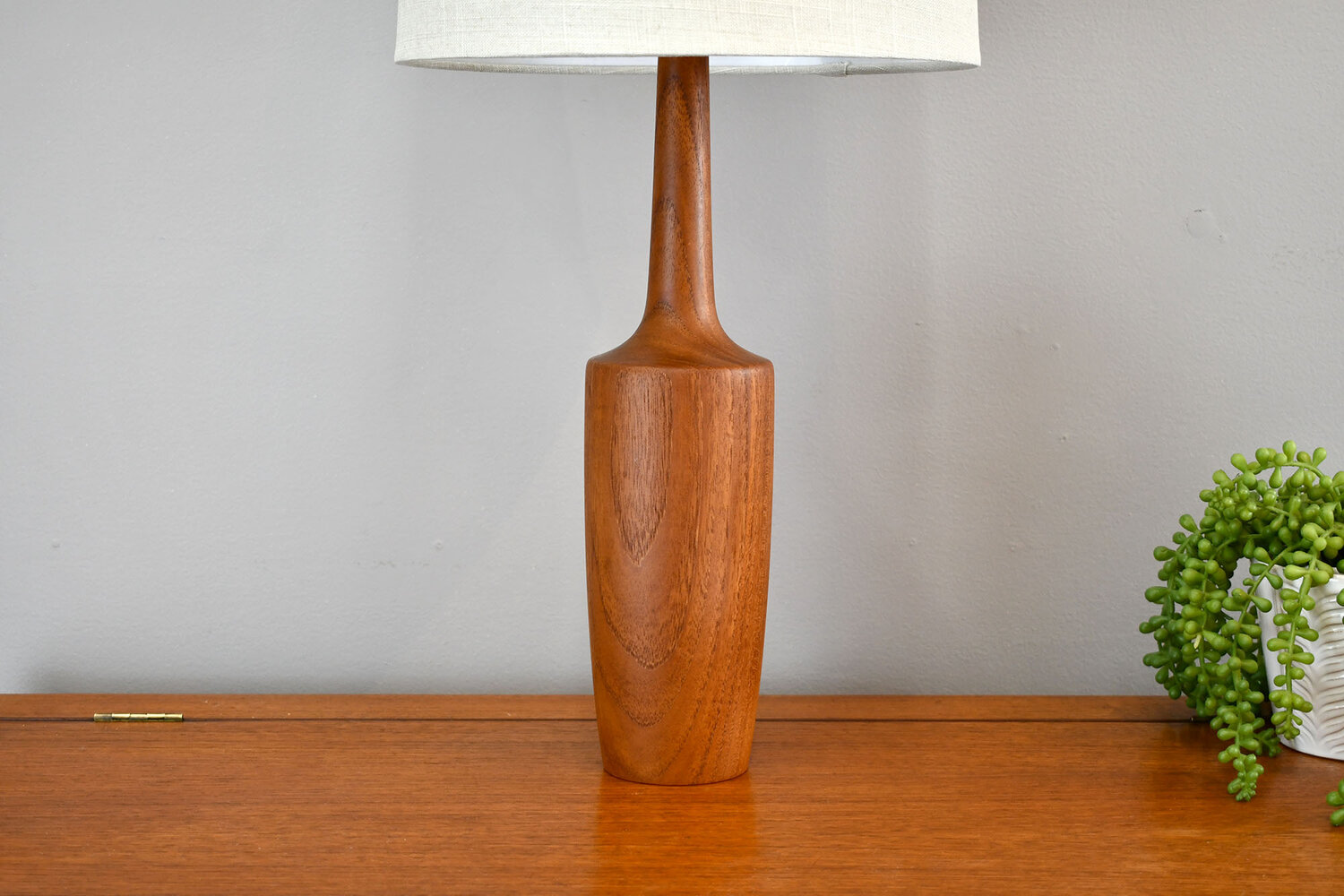 Pornografie Chronisch onderdak Danish Solid Teak Bottle Form Table Lamp - SOLD — Vintage Modern Maine
