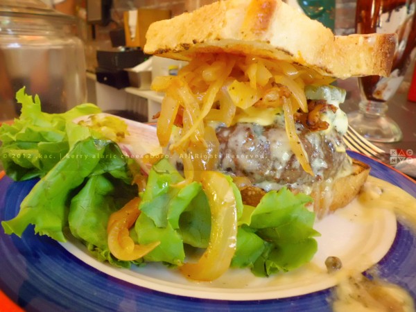 Hobie's Burger | Island Burgers & Shakes