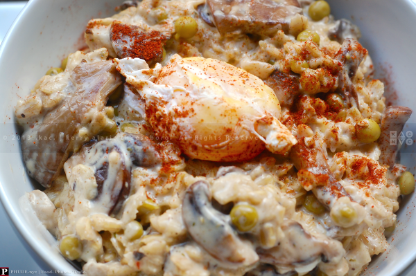 Savory Oatmeal with Mixed Mushrooms