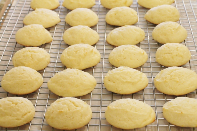 Lemon-Ricotta-Cookies (2) - Copy
