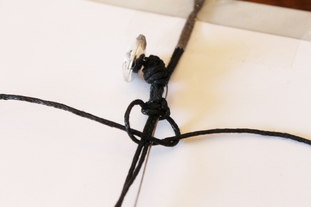 Woven Beaded Bracelet DIY (5)