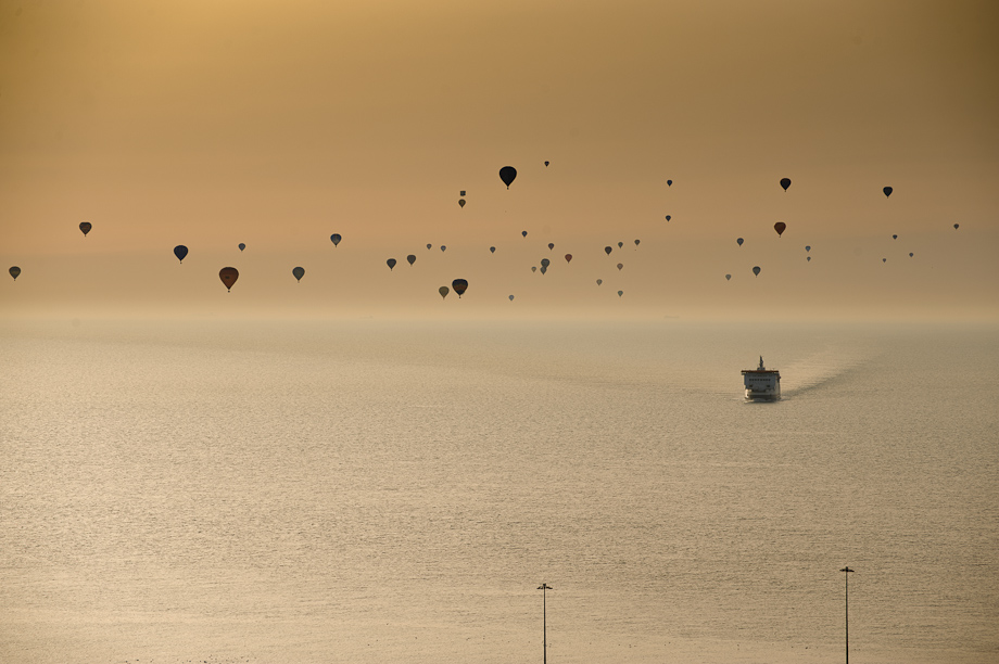 Balloons cross the channel