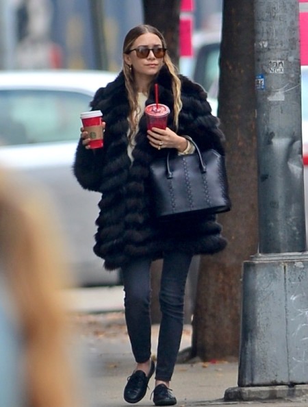 Olsens-Anonymous-Blog-Ashley-Olsen-Oversized-Fur-Coat-In-New-York-City-Nyc-Sunglasses-Denim-Stitch-Woven-Leather-Bag-Sneakers