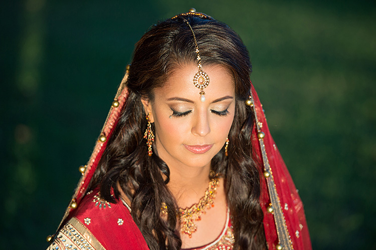 indian bride makeup eyeshadows champagne by Agne Skaringa Beauty Affair