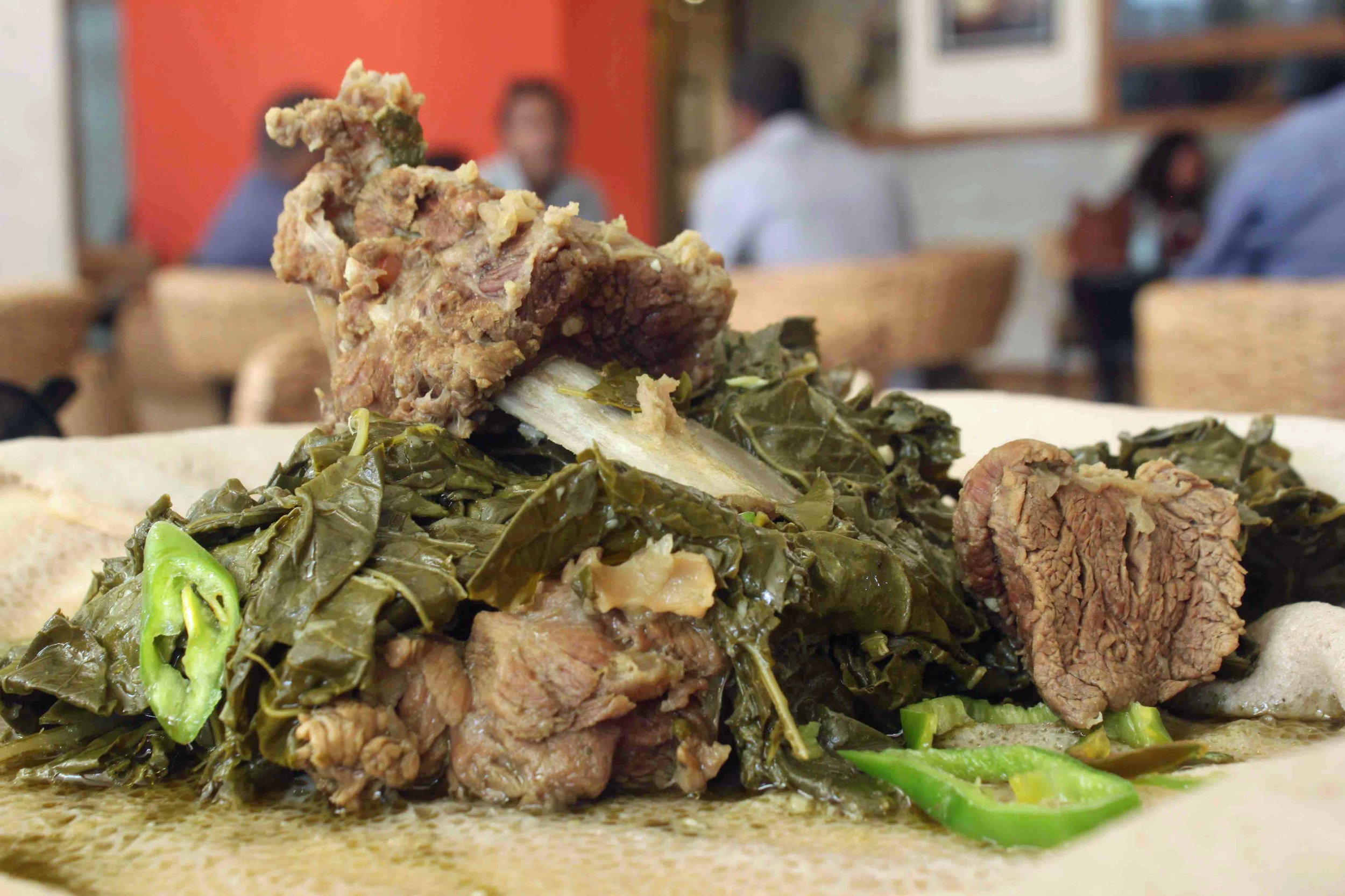 'Gomen be siga' = Collared greens with beef