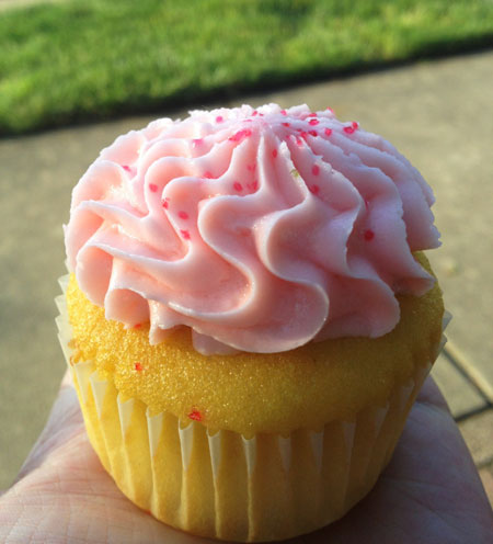Sweet! Mobile Cupcakery - Strawberry Lemonade Cupcake