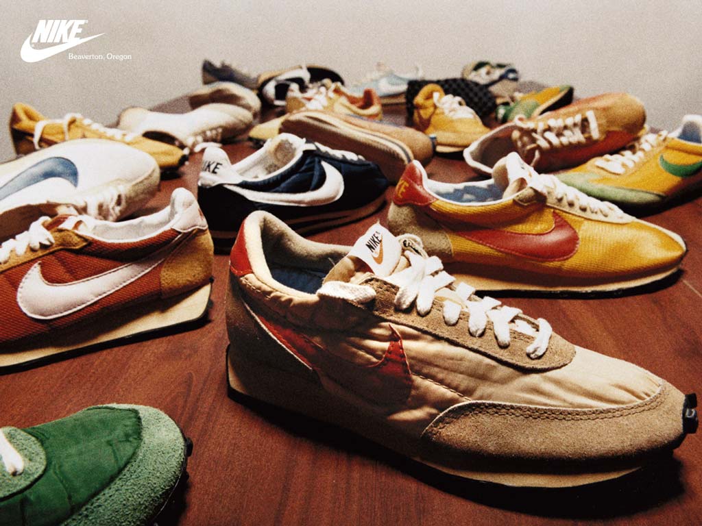 nike old school running shoes