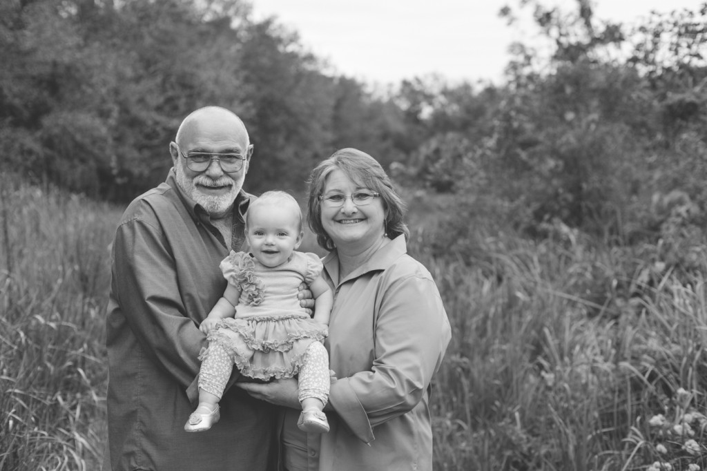 Lakeland Outdoor Family Photography: Arya & Family