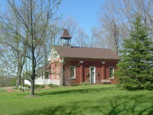 Poland, OH : Poland Little Red School House Museum care of http://www.city-data.com/picfilesv/picv24075.php