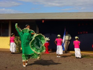 Girls dancing in Tipitapa