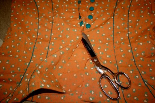 NewDressADay - DIY - Vintage Dress - Marc Jacobs Lookalike - Cutting - Day 177