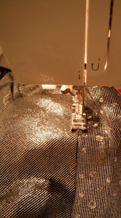 New Dress a Day - DIY - Vintage Dress - Sewing Machine - 158