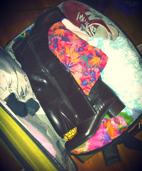 New Dress A Day - DIY - Suitcase full of vintage goodies!