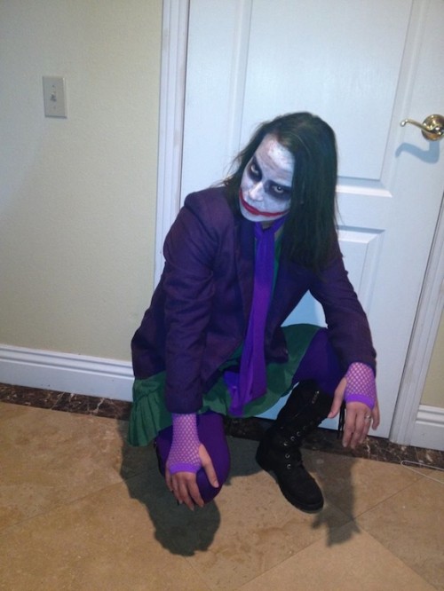 New Dress A Day - DIY Halloween Costume - Joker - Batman