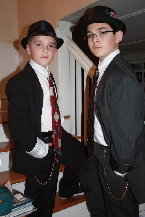 New Dress A Day - DIY Halloween Costume - 30s Gangsters
