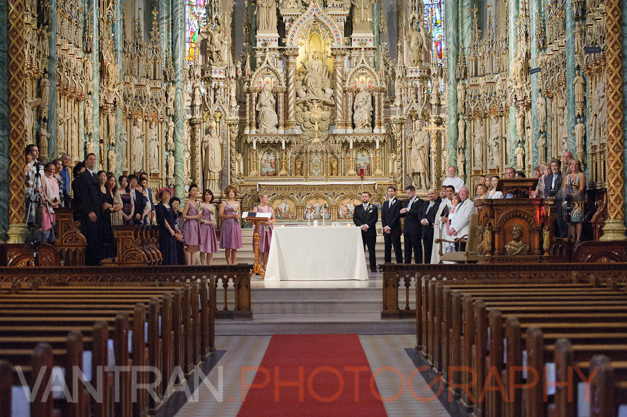wedding at notre-dame cathedral basilica
