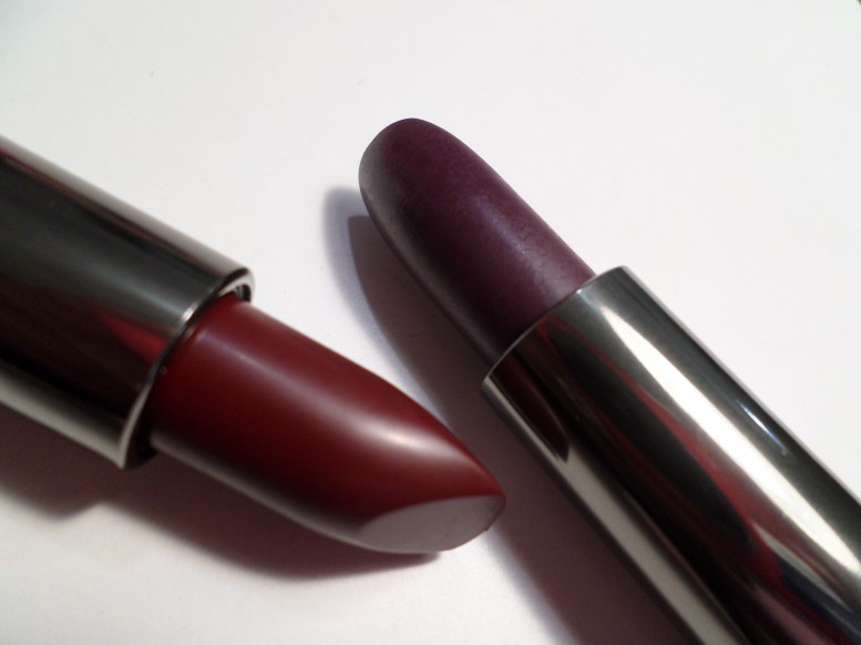 Make Up For Ever Rouge Artist Intense 48 Satin Blackcurrant (left) and 49 Satin Blueberry (right)