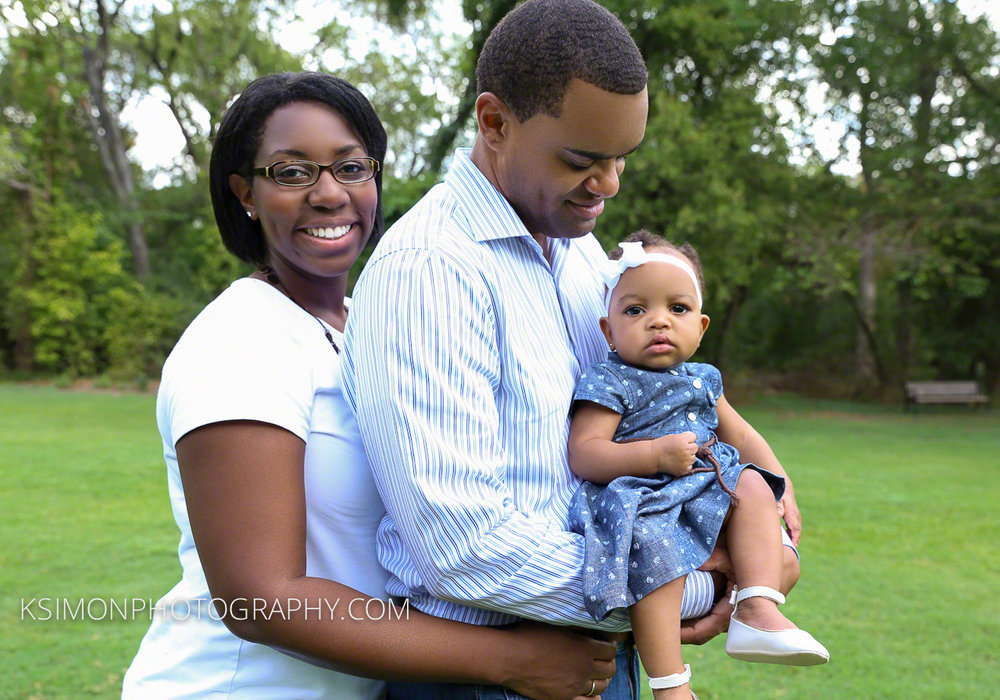 Lifestyle Family Portrait | Dallas Fashion & Lifestyle Portrait Studio and Outdoor Photographer | ksimonphotography.com | © KSimon Photography, LLC