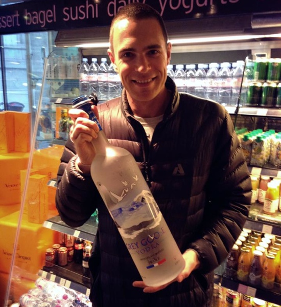 The largest bottle of vodka found in... Paris!