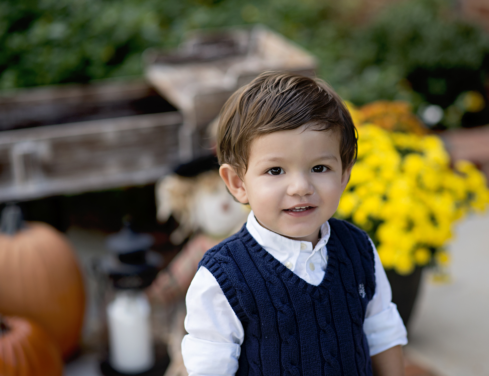 fun cousin session, fall colors, sweater weather, pumpkins, wagons, puddle jumping