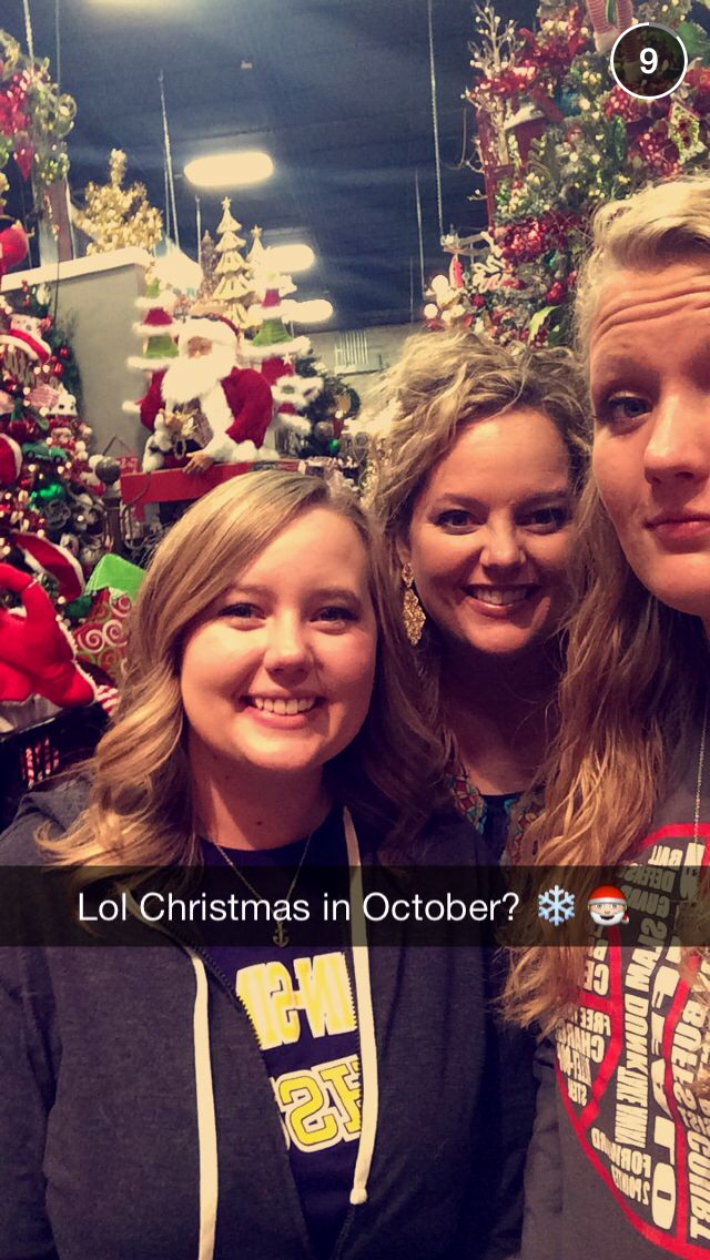 miss caseys Christmas store, shopping fun with my girls