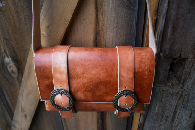 Leather Messenger Bag with vintage buckles-15