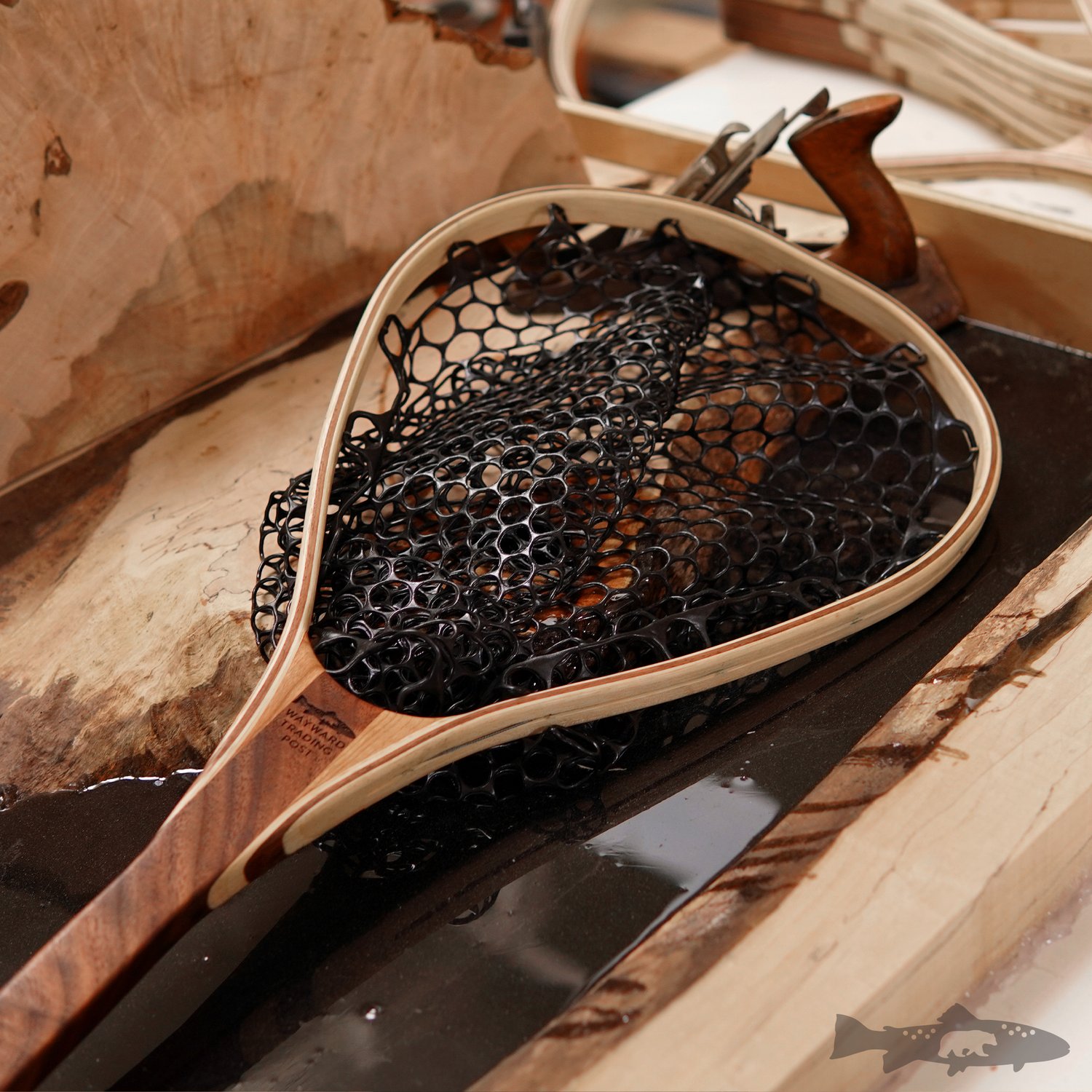 Gift Set - Trout Engraved Handcrafted Landing Net and Red Cedar Fly Box -  Made in Pennsylvania Holiday Gift Wood Fly Fishing net - Handcrafted Custom Fly  Fishing net made in the USA