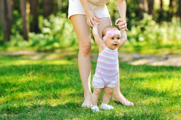 teaching your baby to walk